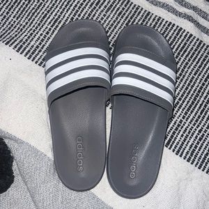 ADIDAS SLIDES